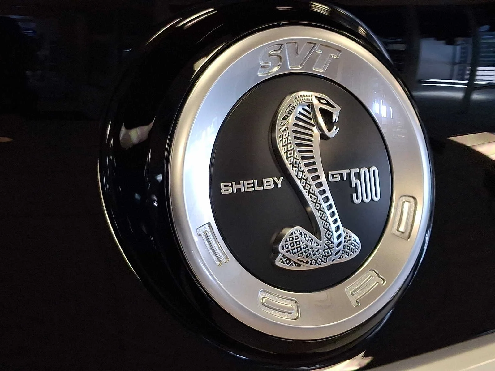 Used 2013 Black Ford Shelby GT500 image 30