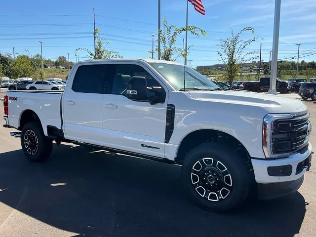 New 2026 Star White Metallic Tri-Coat Ford F-350® Platinum® image 35