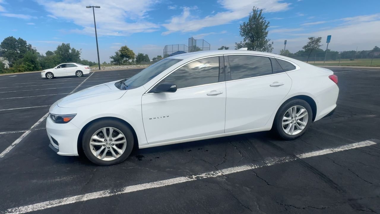2018 Chevrolet Malibu 1LT photo 4