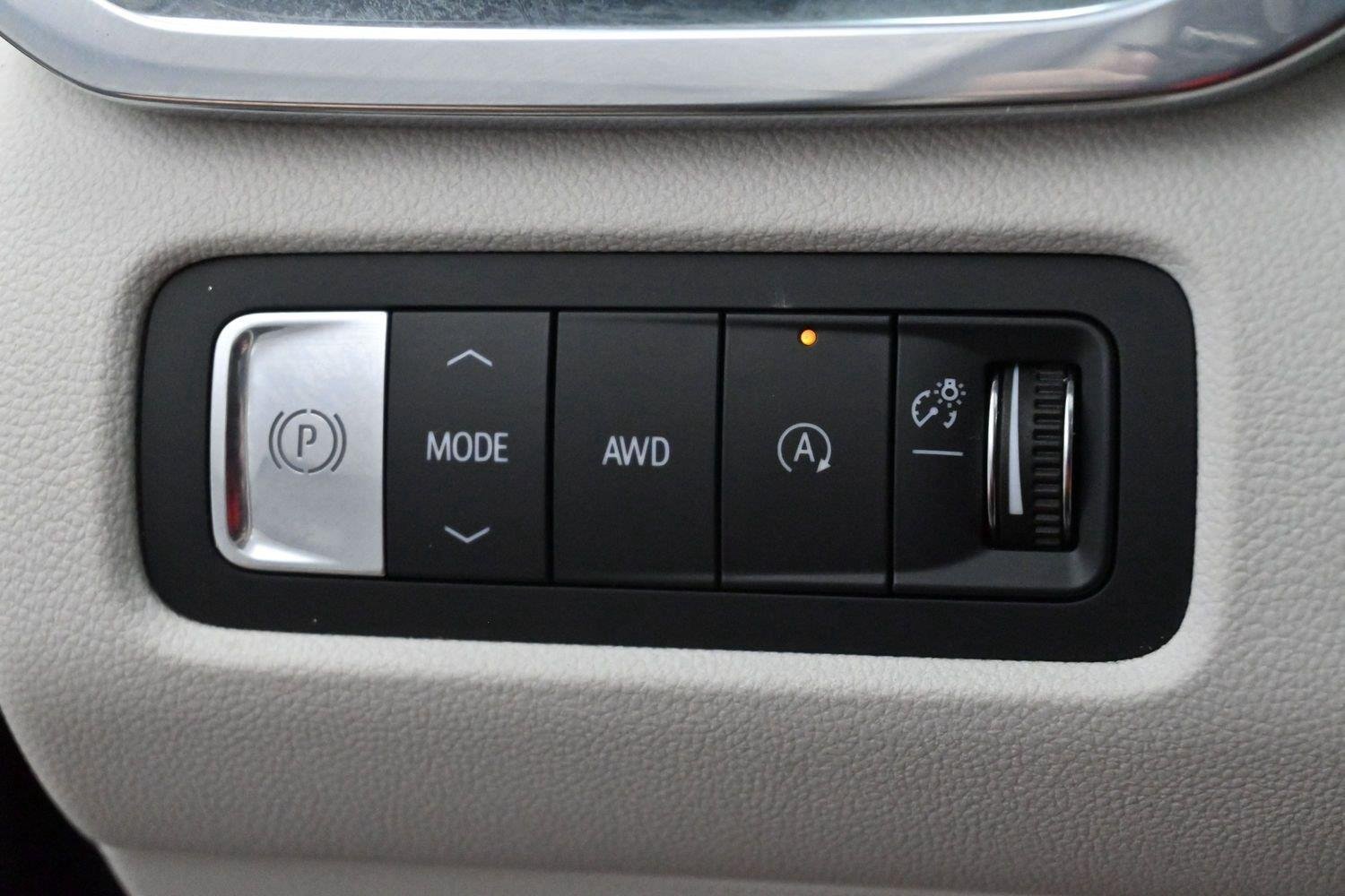 Used 2024 Ebony Twilight Metallic GMC AWD Denali image 23