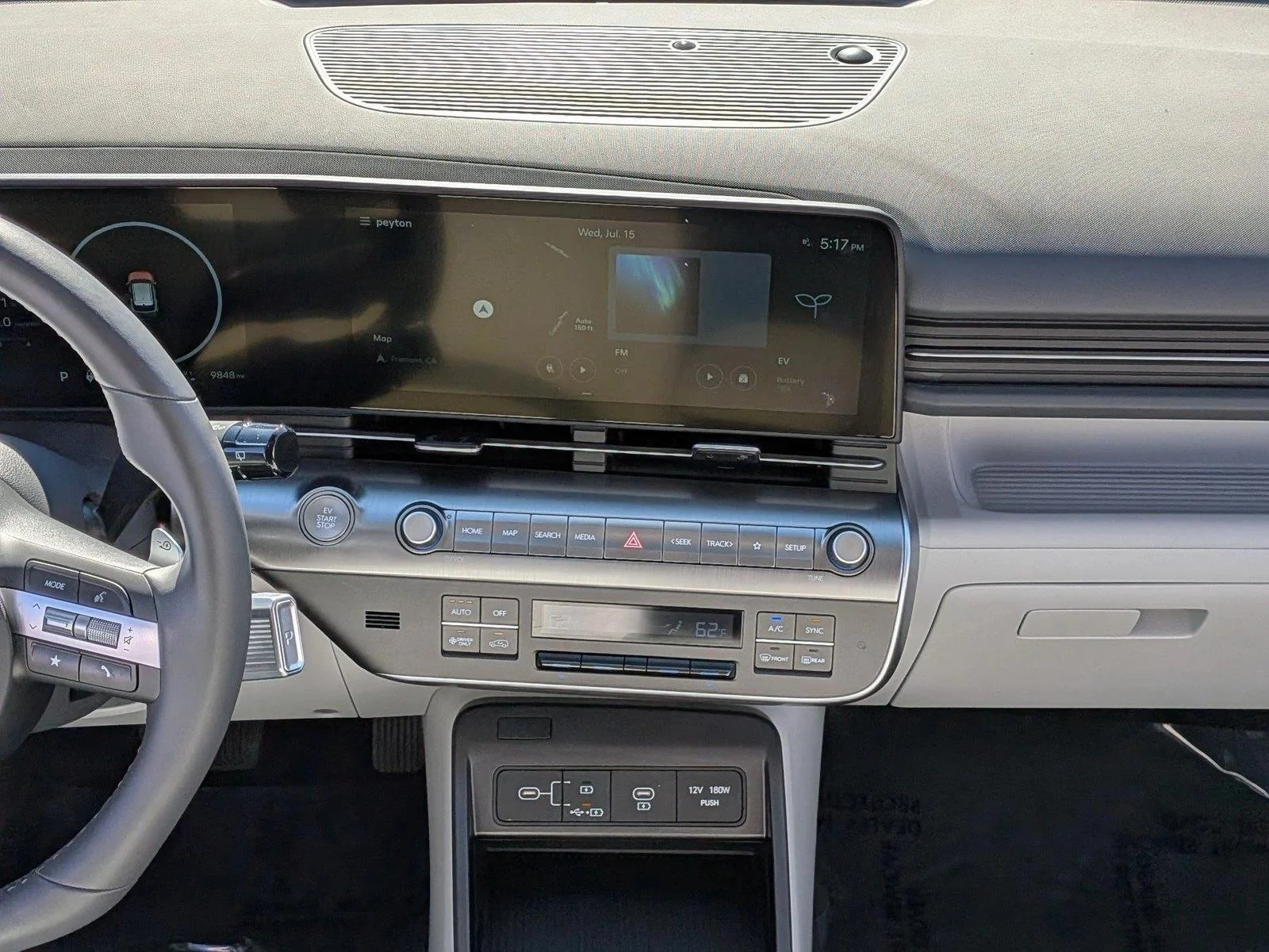 Used 2025 Atlas White Hyundai SEL image 12
