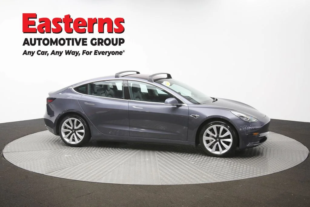 Used 2018 Gray Tesla Long Range image 40