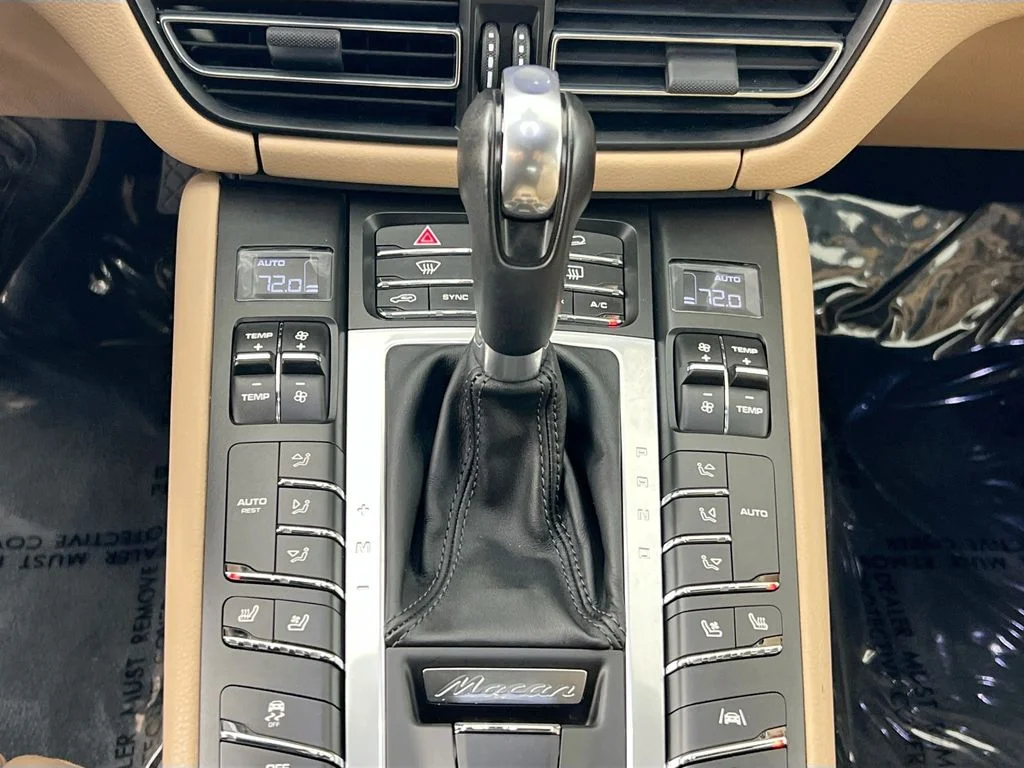 Used 2020  Porsche S image 17
