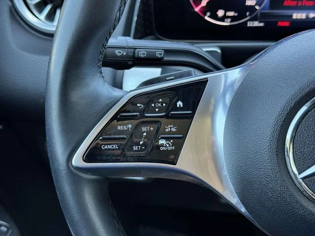 Used 2024 Gray Mercedes-Benz GLB 250 image 23