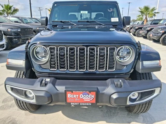 New 2026 Black Clear-Coat Exterior Paint Jeep Sahara image 2