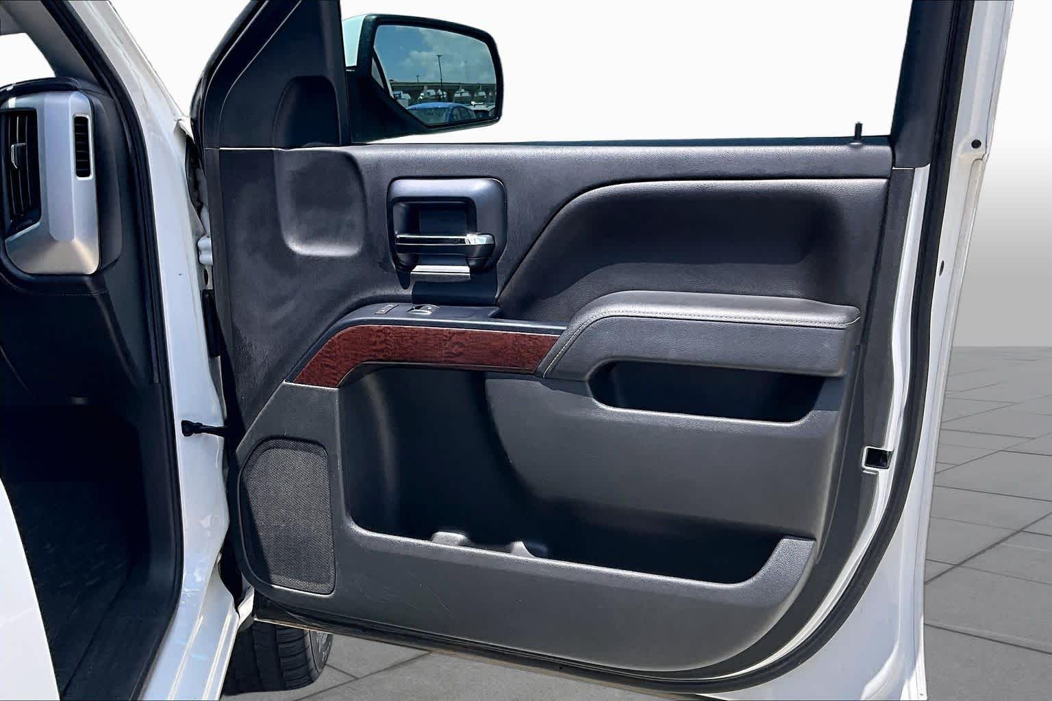 Used 2014 Summit White GMC SLE image 20