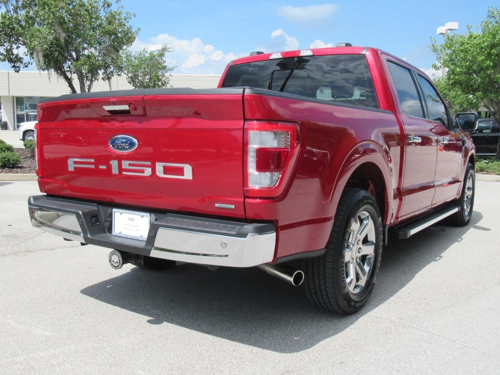 Used 2023 Red Ford Lariat image 6