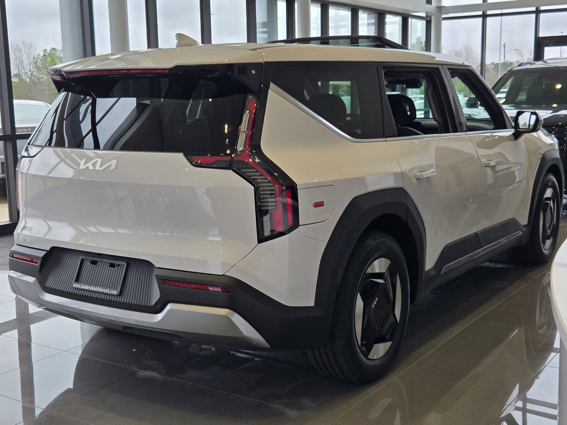 2026 Kia EV9 Light L/R - Photo 7