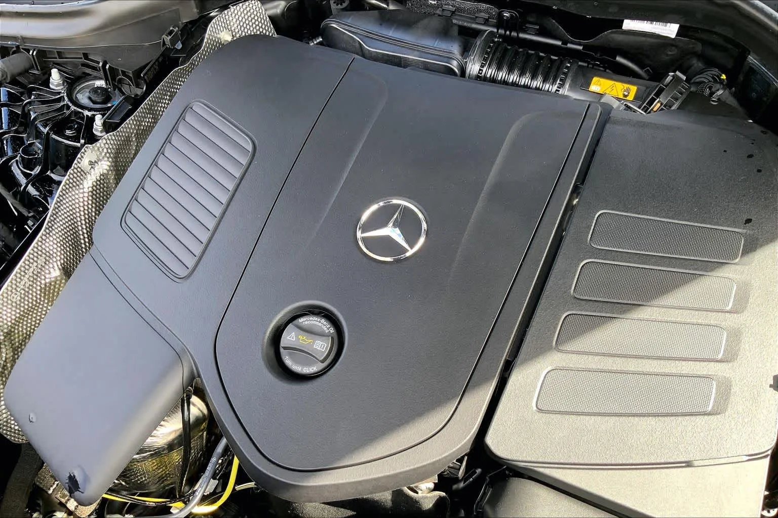 Certified Used 2026 Black Mercedes-Benz GLC 300 image 27