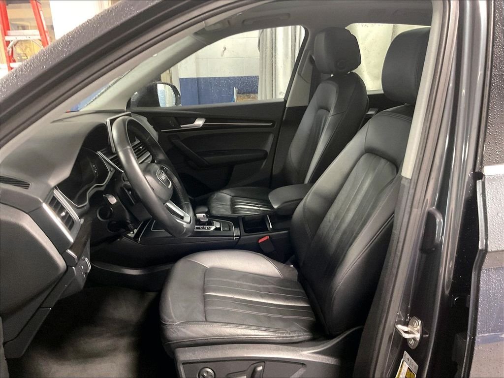 Used 2018 Gray Audi 2.0T image 10