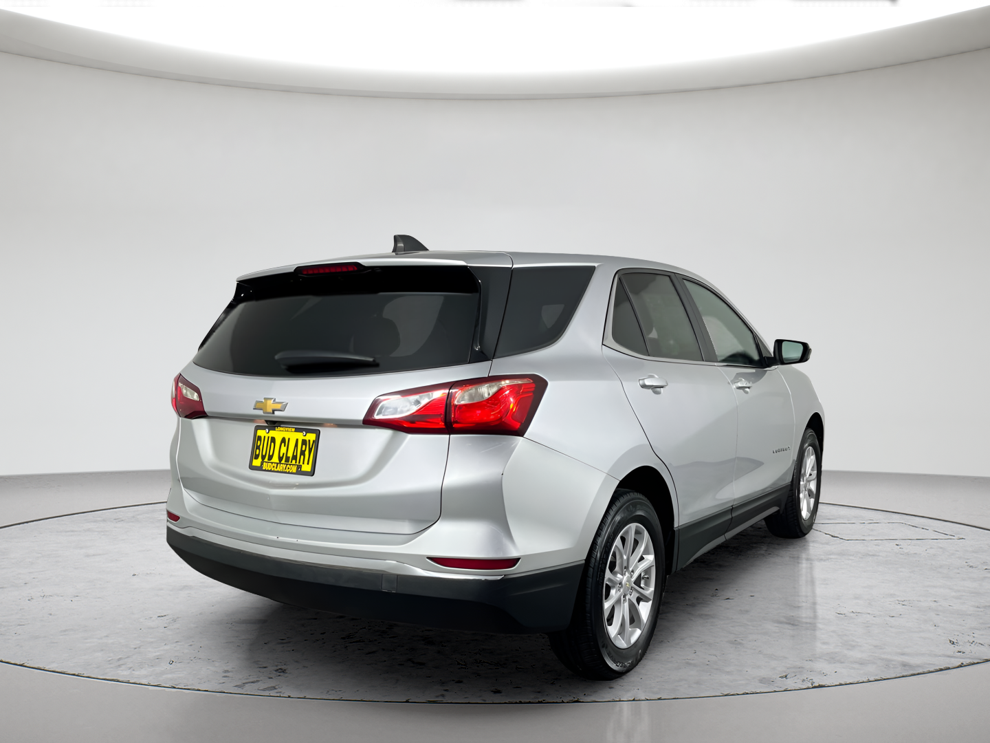 Used 2021 Silver Ice Metallic Chevrolet LT image 5