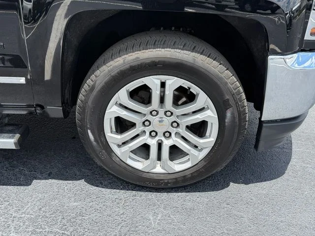 Used 2018 Black Chevrolet LTZ image 19