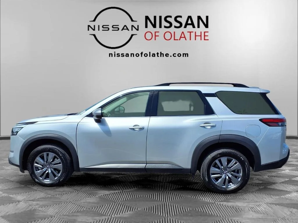 Used 2025 Silver Nissan SV image 20