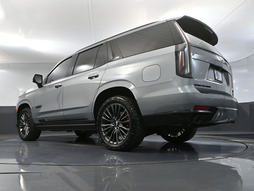2024 Cadillac Escalade V-Series - Photo 58