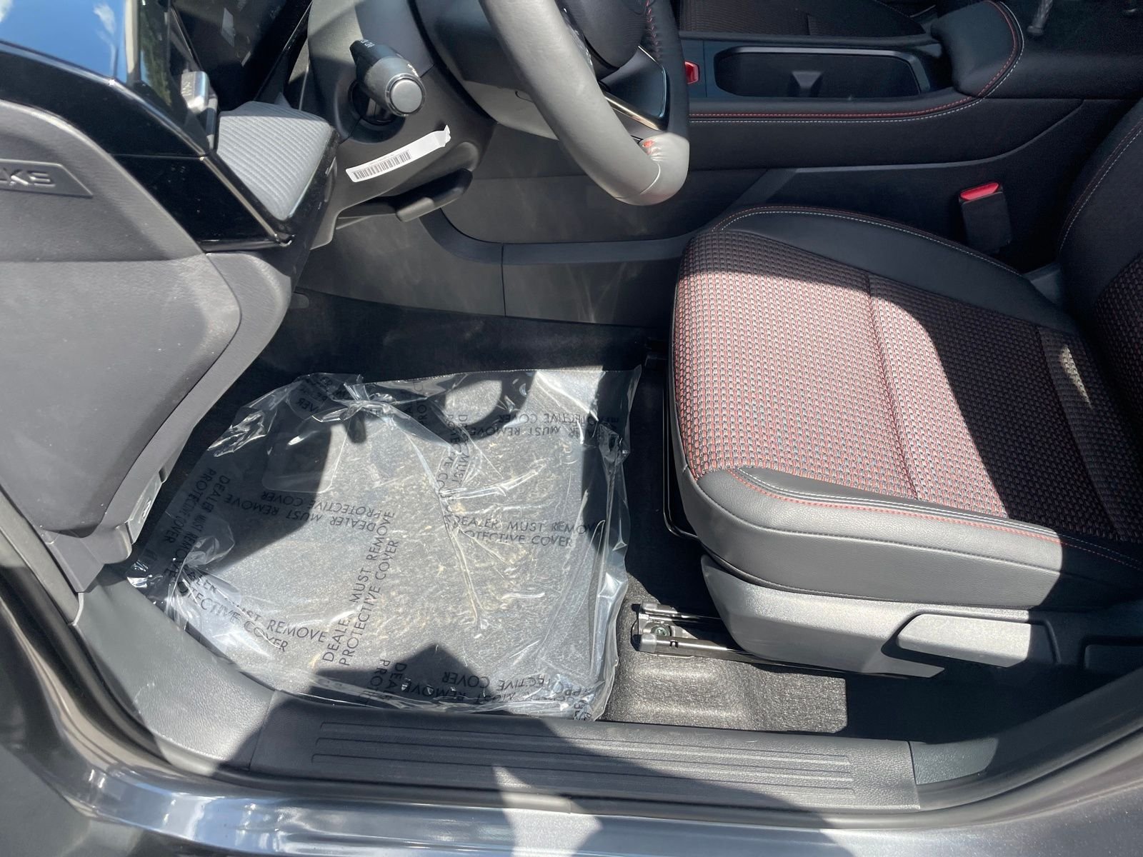 New 2026 Nissan Kicks SR 4D Sport Utility