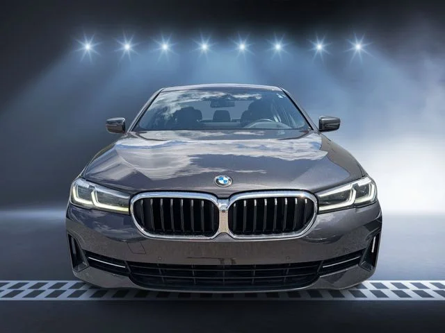 2022 BMW 5 Series 530i - Photo 8