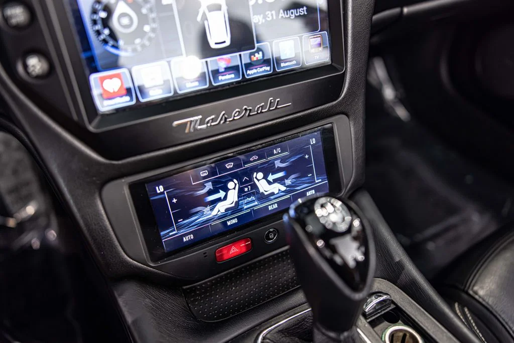 Used 2015 Black Maserati Sport image 29