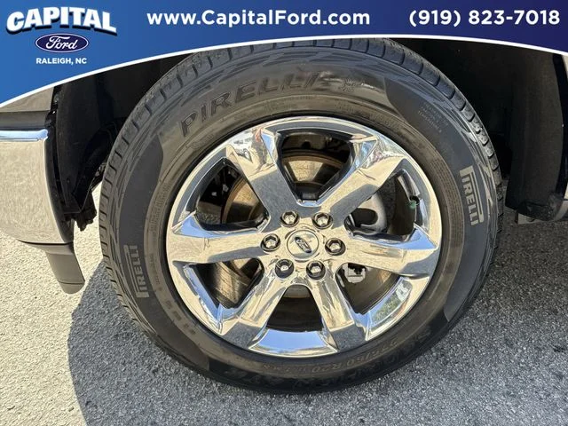 Used 2023 Black Ford XLT image 12