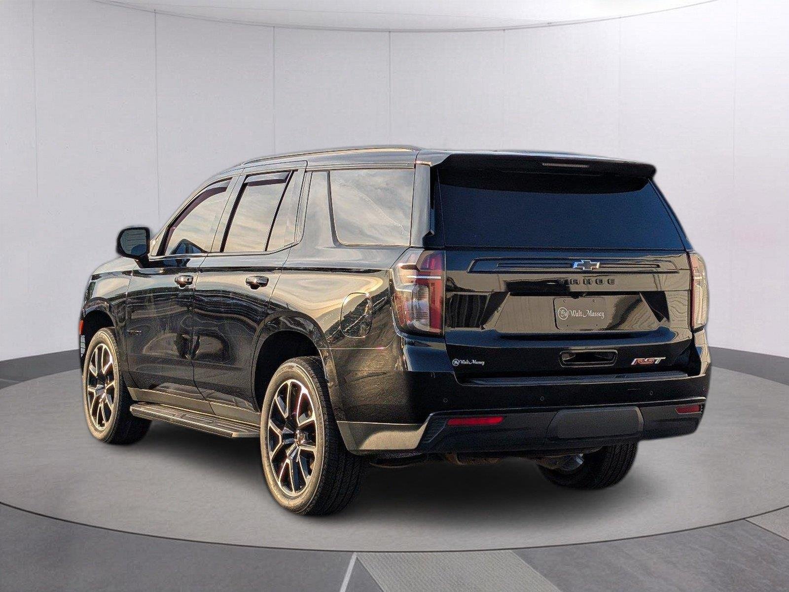 Used 2023 BLACK Chevrolet RST image 3