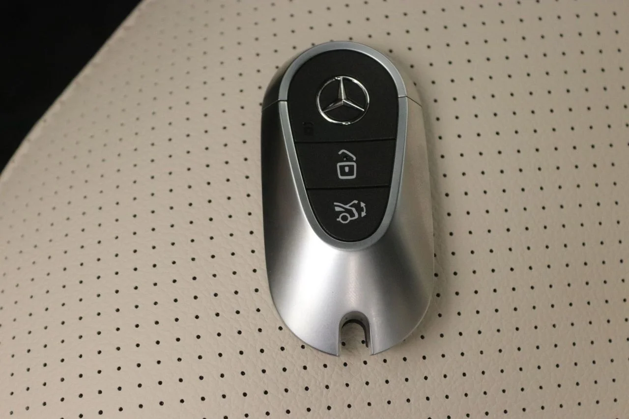 New 2026 Cirrus Silver Metallic Mercedes-Benz CLE 300 4MATIC® image 12