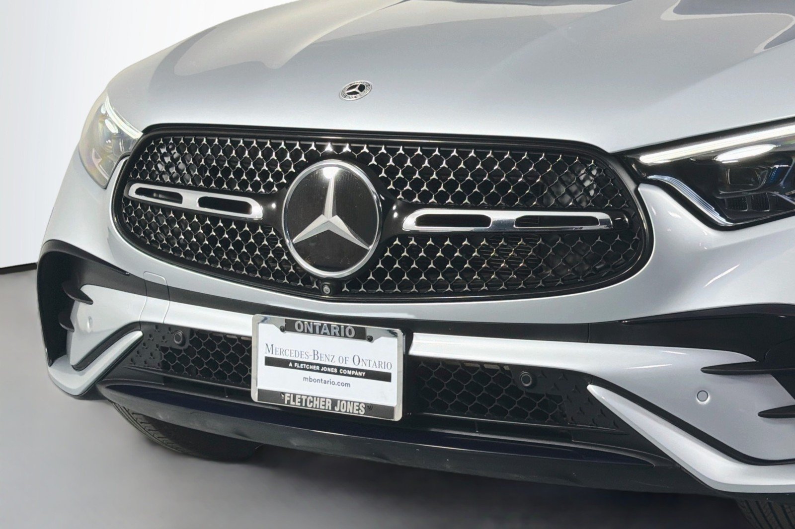 Used 2023 Cirrus Silver Metallic Mercedes-Benz 300 image 13