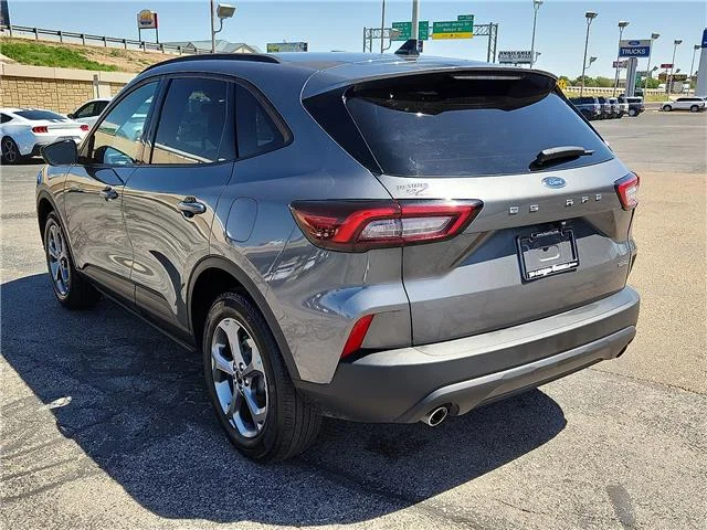 Used 2025 Carbonized Gray Metallic Ford ST-Line All-Wheel Drive image 3