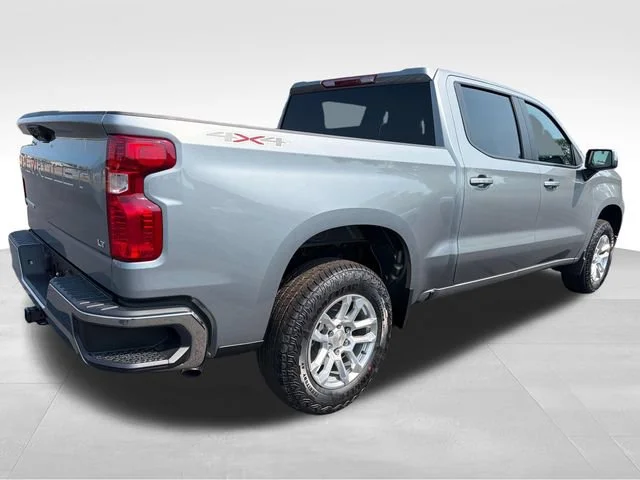 New 2026 Sterling Gray Metallic Chevrolet LT (2FL) image 7