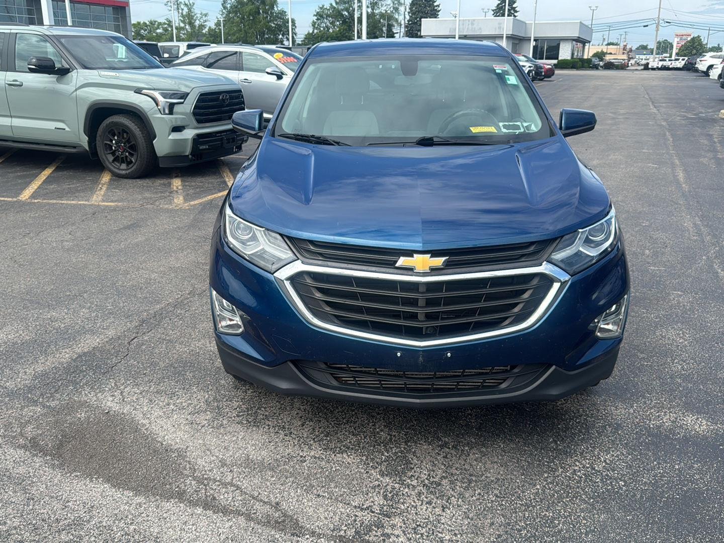 Used 2019 Chevrolet Equinox LT with VIN 2GNAXKEVXK6215371 for sale in Williamsville, NY