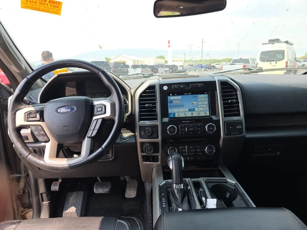 Used 2017 Gray Ford Lariat image 10