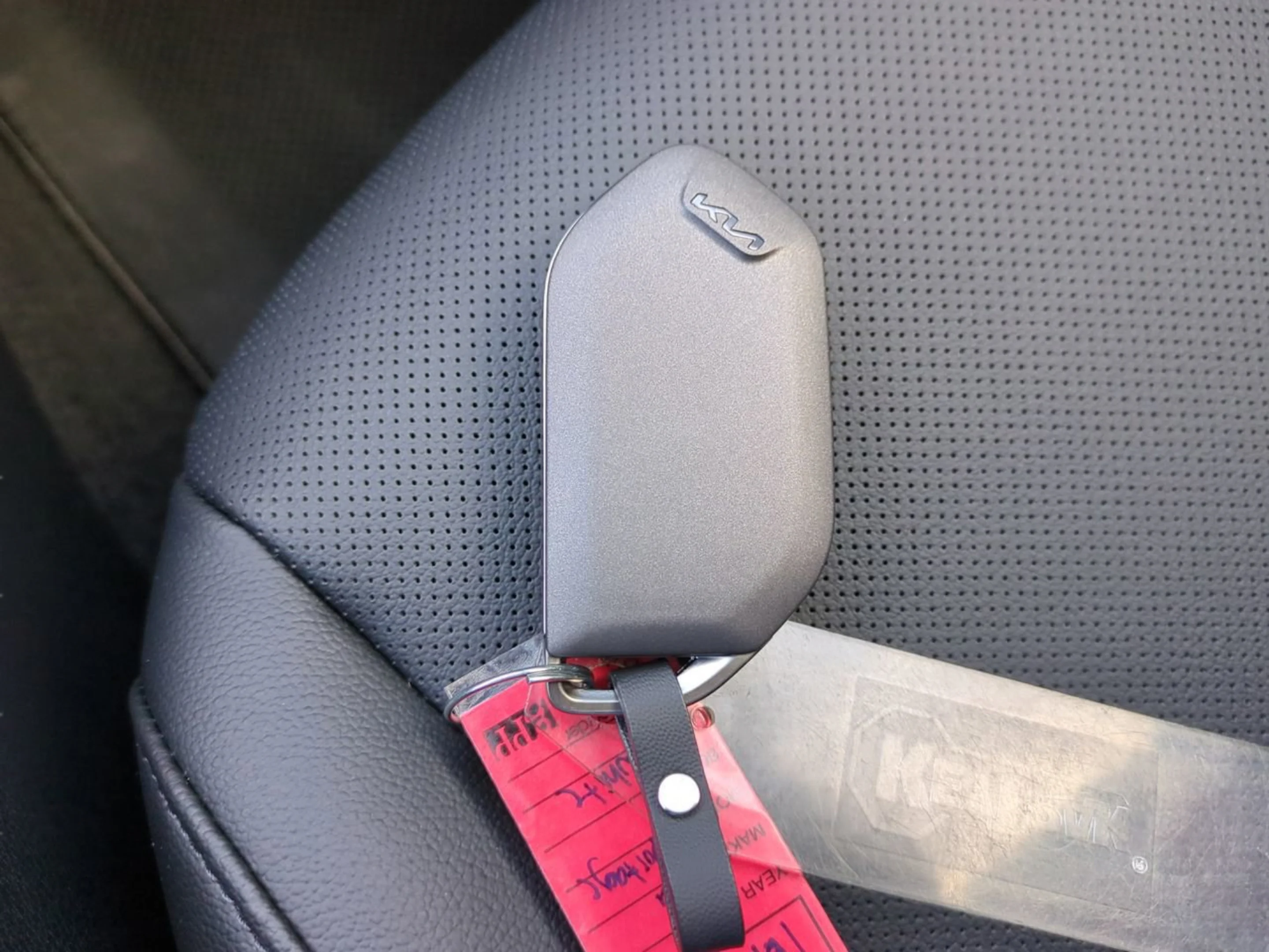 New 2026 Glacial White Pearl Kia EX image 35