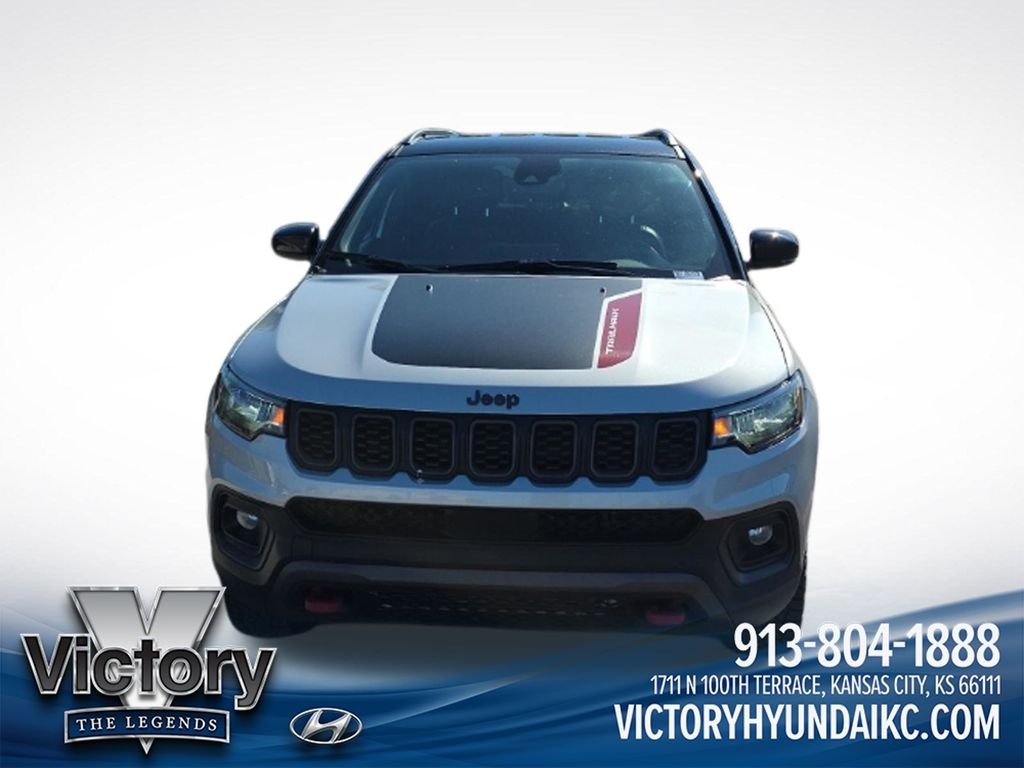 Used 2026 Jeep Compass Trailhawk with VIN 3C4NJDDN5TT182432 for sale in Kansas City