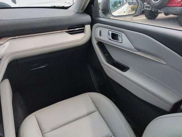 New 2026 White Ford Active image 17