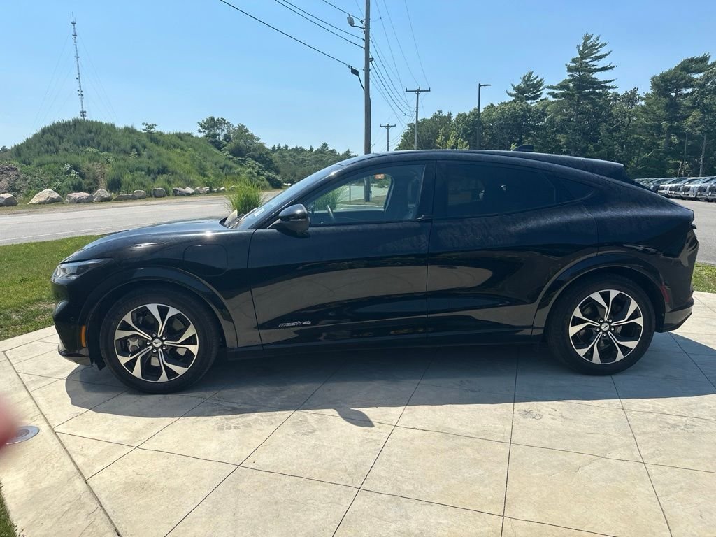 Used 2021 Black Ford Premium image 3