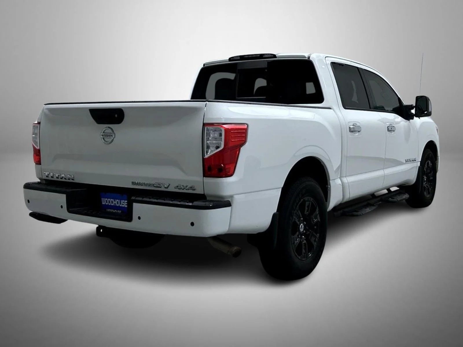 Used 2021 White Nissan SV image 5