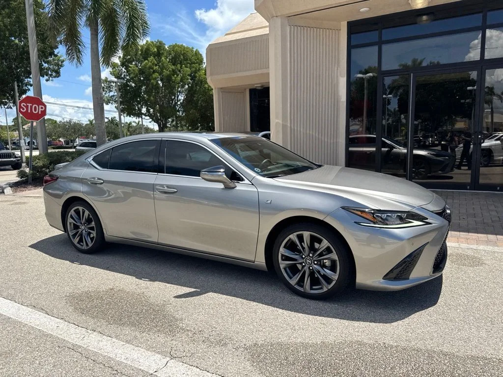 Used 2019 Silver Lexus 350 F Sport image 3