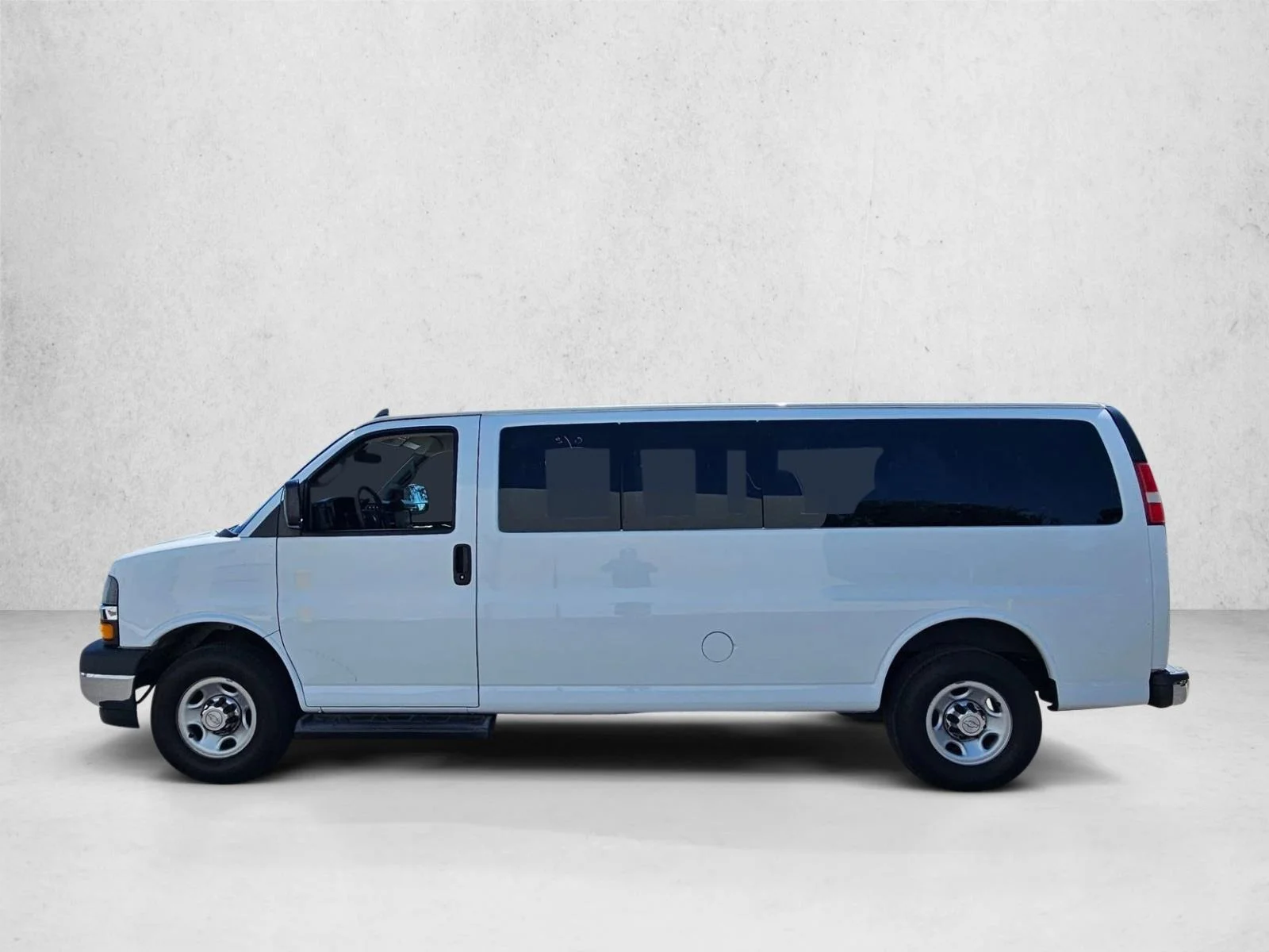 Used 2019 Summit White Chevrolet LT image 2