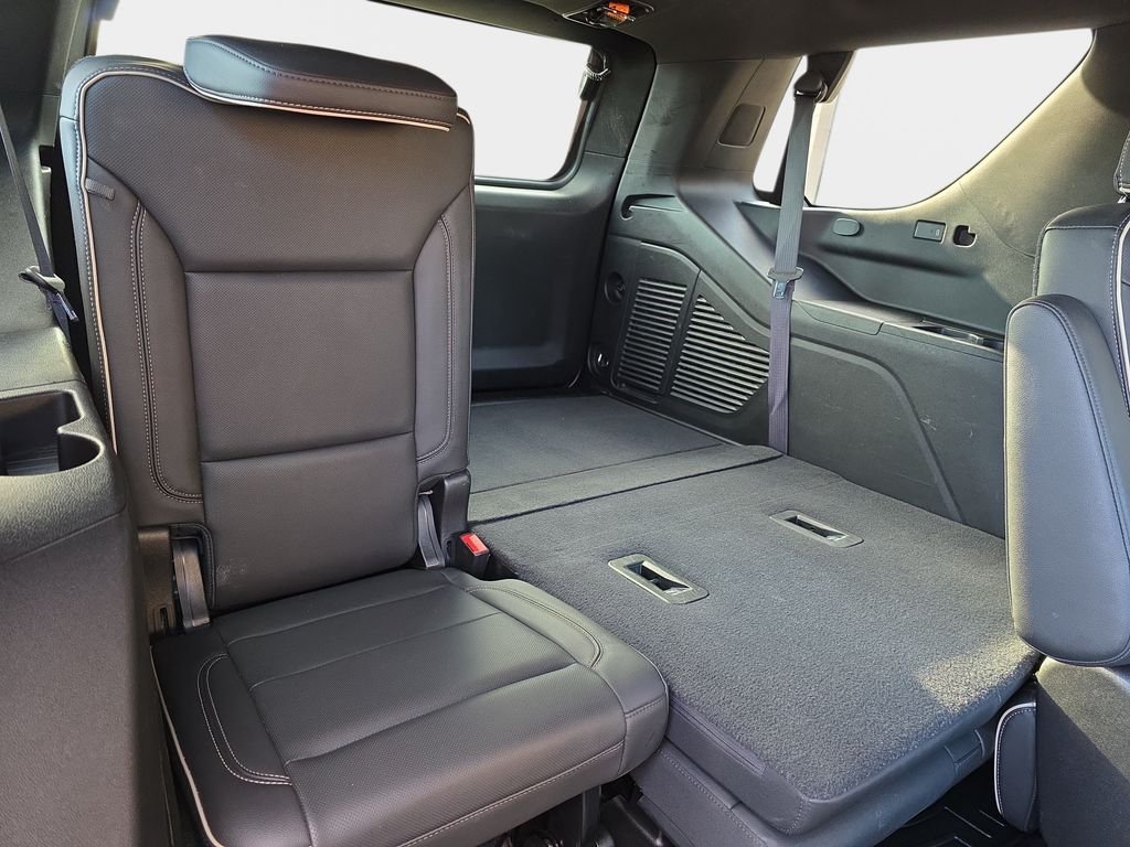 Used 2021 Black GMC SLT image 16
