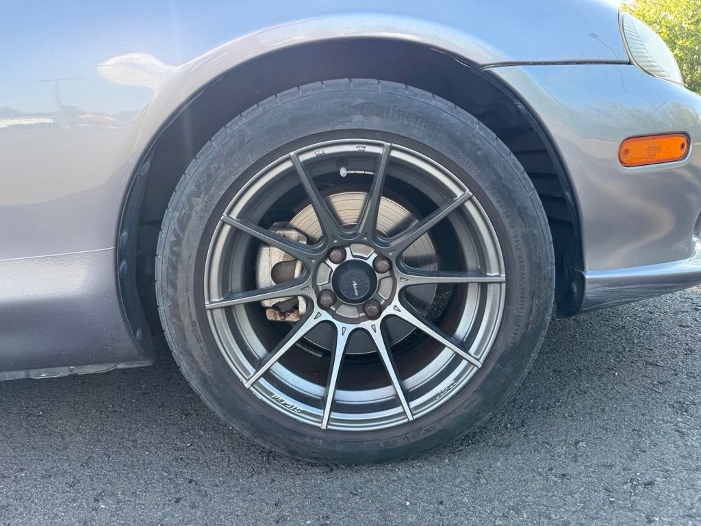 Used 2004 Titanium Gray Metallic Mazda MazdaSpeed image 9
