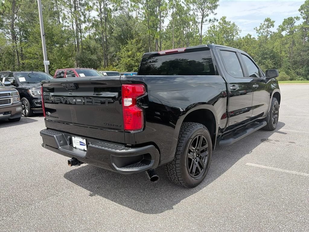 Used 2023 Black Chevrolet Custom image 4