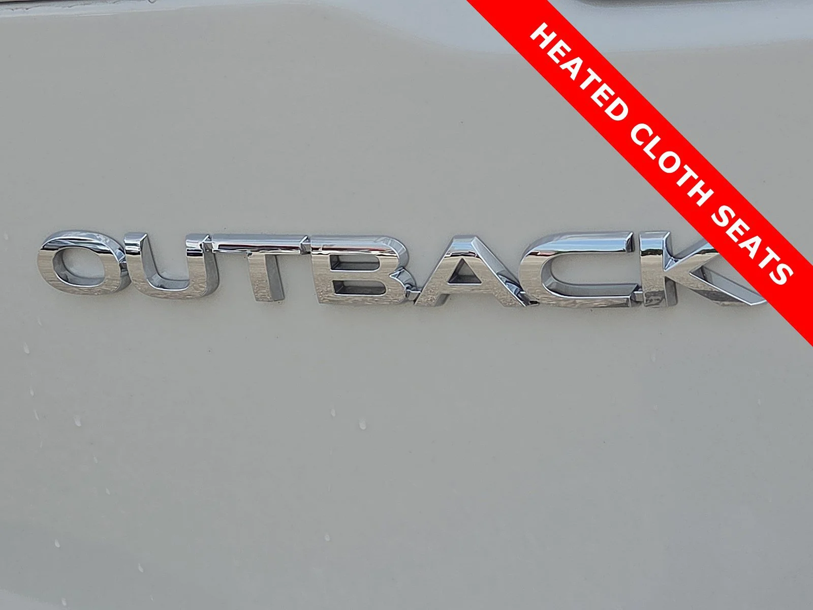 Used 2023 Crystal White Pearl Subaru Premium image 8