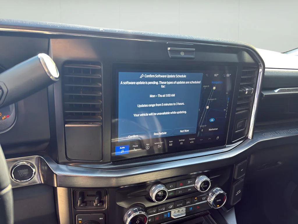 Used 2025 Oxford White Ford LARIAT image 14