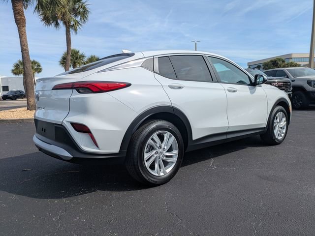 New 2026 Summit White Buick Preferred image 4