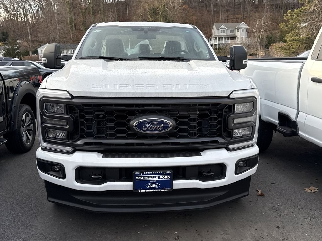 New 2025 Oxford White Ford F-350® XL image 2
