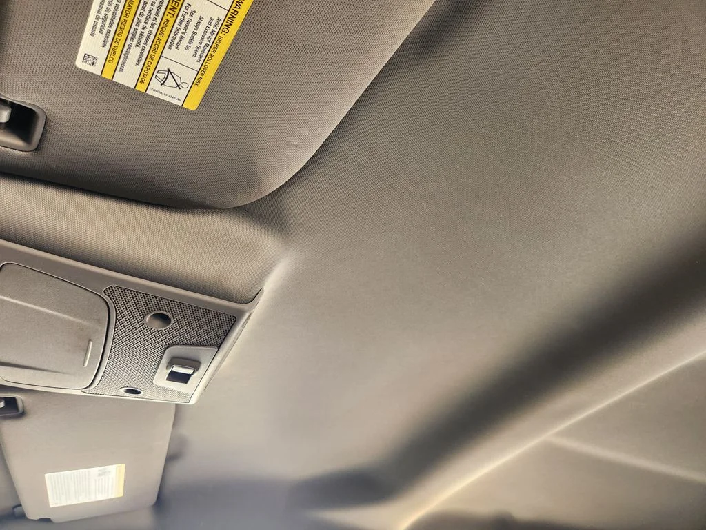 Used 2018 White Platinum Metallic Tri-Coat Ford LARIAT image 27