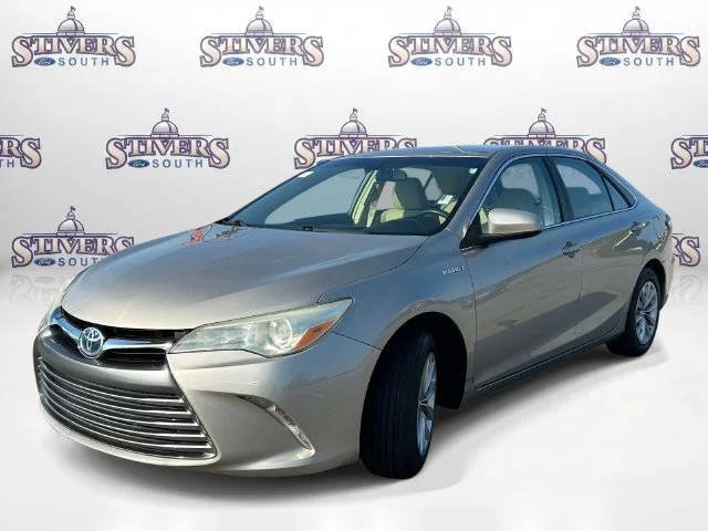 Used 2016  Toyota LE image 7