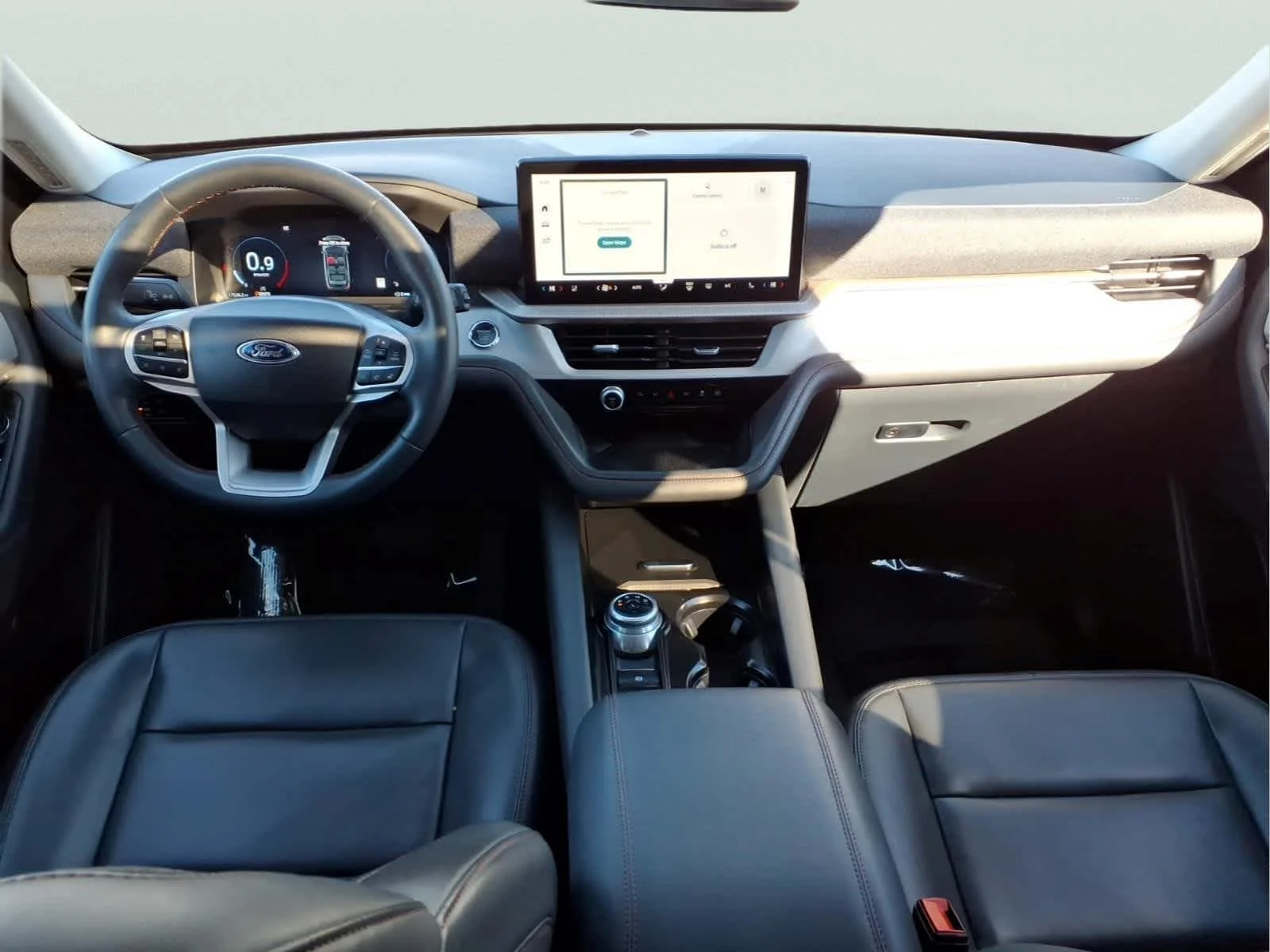 Used 2025 Vapor Blue Ford Active image 18