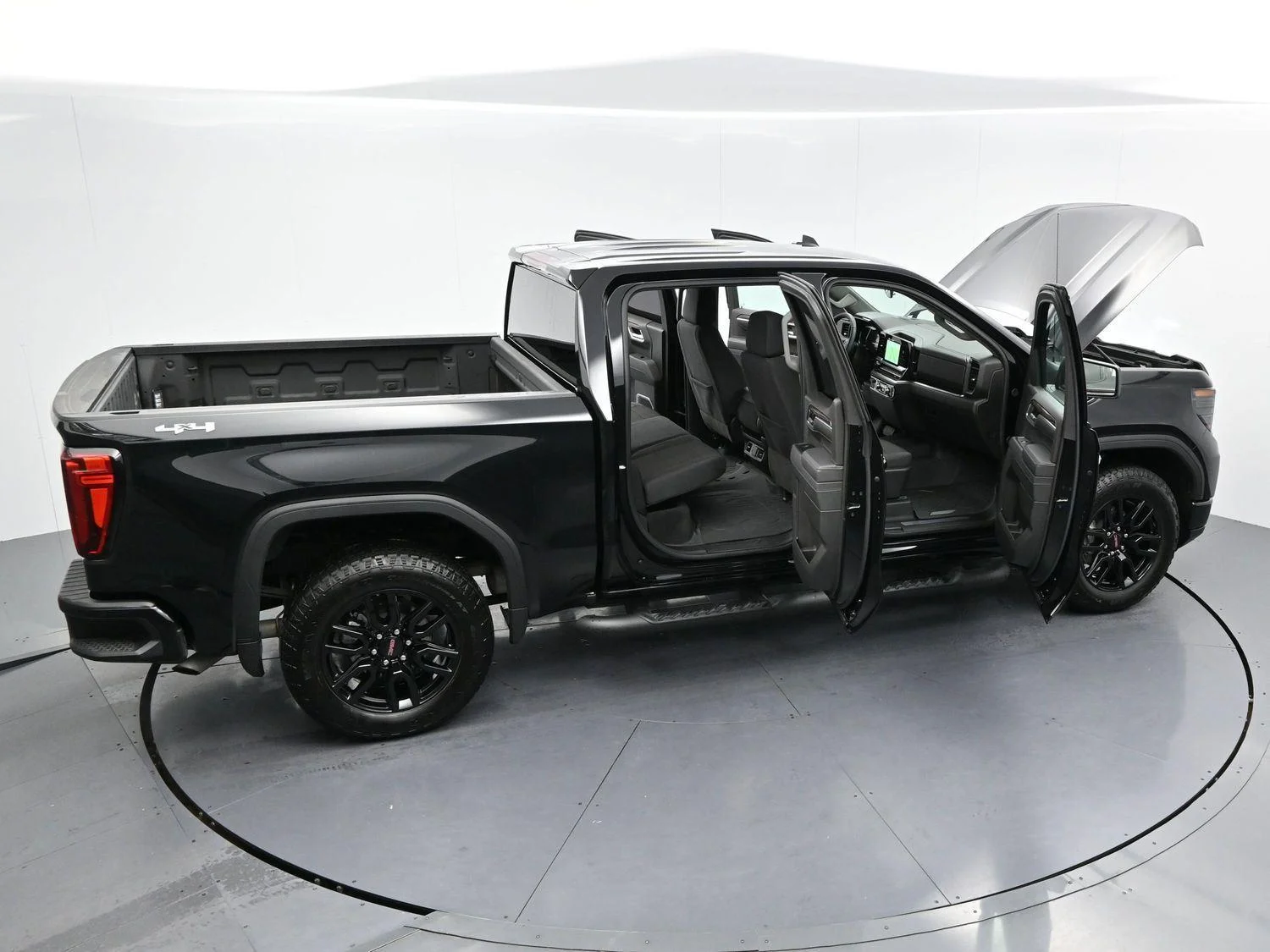 Used 2025 Onyx Black GMC Elevation image 38