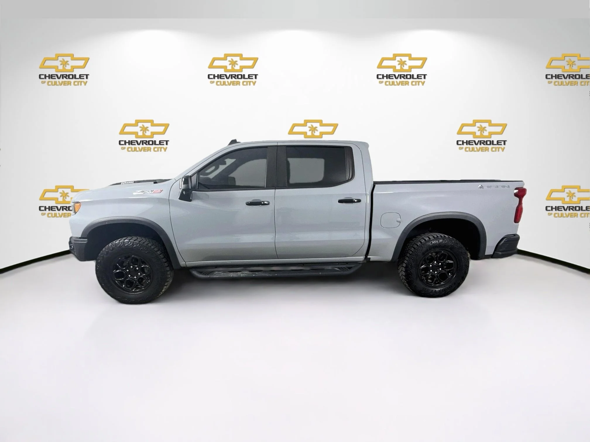 Used 2024 Slate Gray Metallic Chevrolet ZR2 image 5