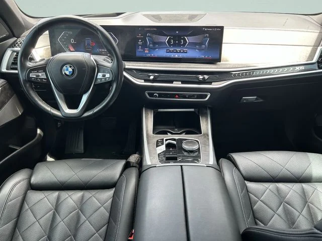 Used 2024 Black BMW sDrive40i image 18
