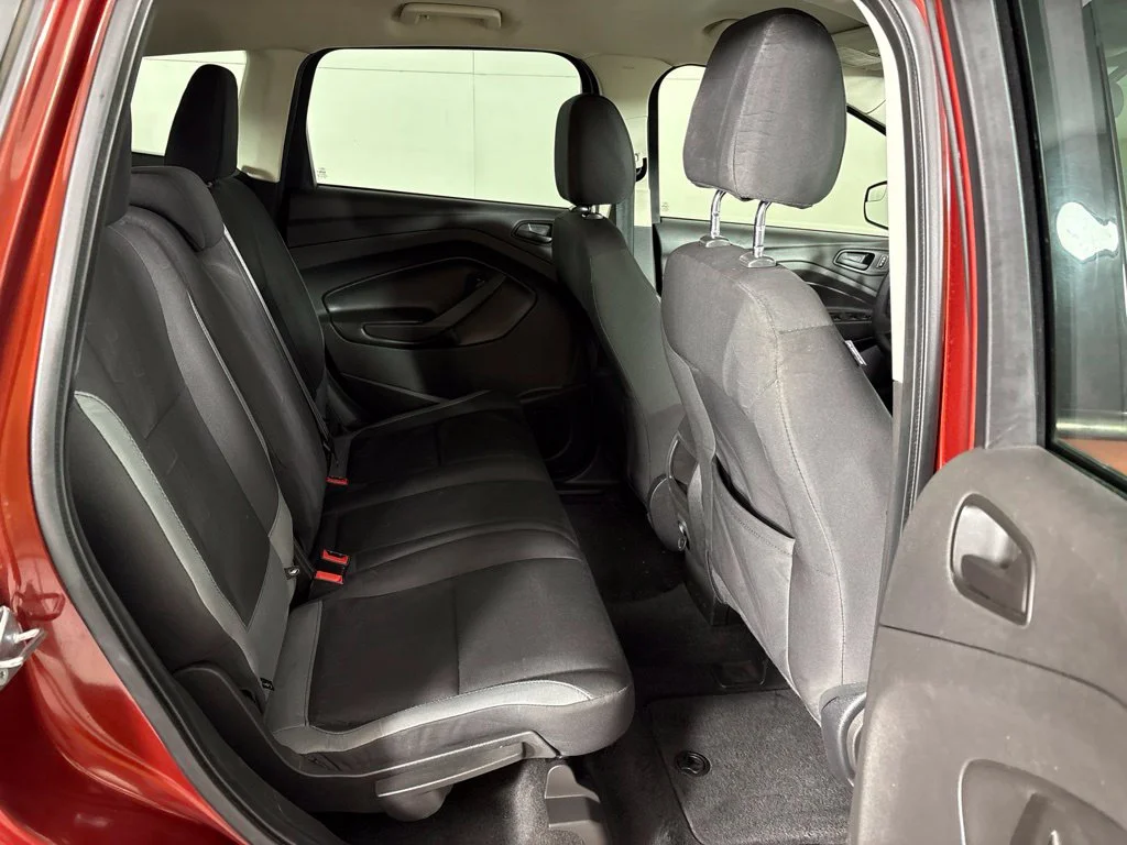 Used 2014 Orange Ford S image 22